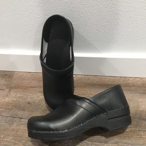 Dansk professional clogs size 41 wide
